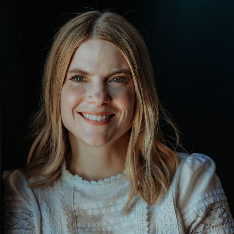 Portraitfoto von Stephanie Hoffmann